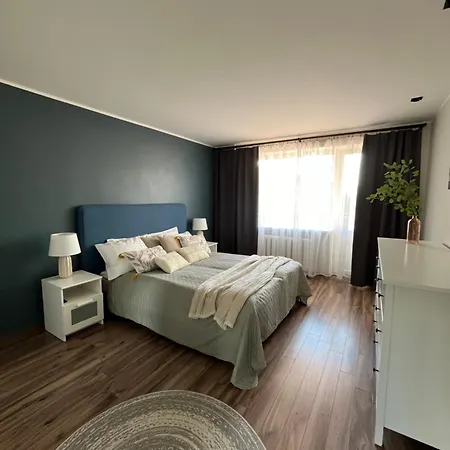 Karusselli Home, Free Parking Parnawa